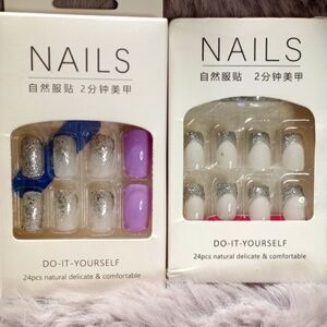 Pack of 2 medium square/round silver glitter white violet false nails NWT